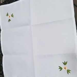 NIB Temptations Green Yellow Floral Kitchen Dish Towel 18 X 18” White